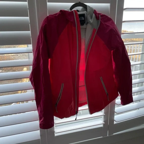 North face jacket - Picture 2 of 2